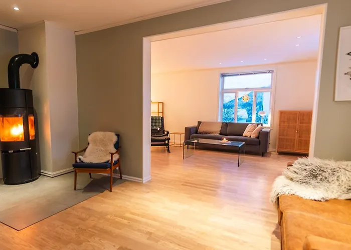 Explore Tromso Villa