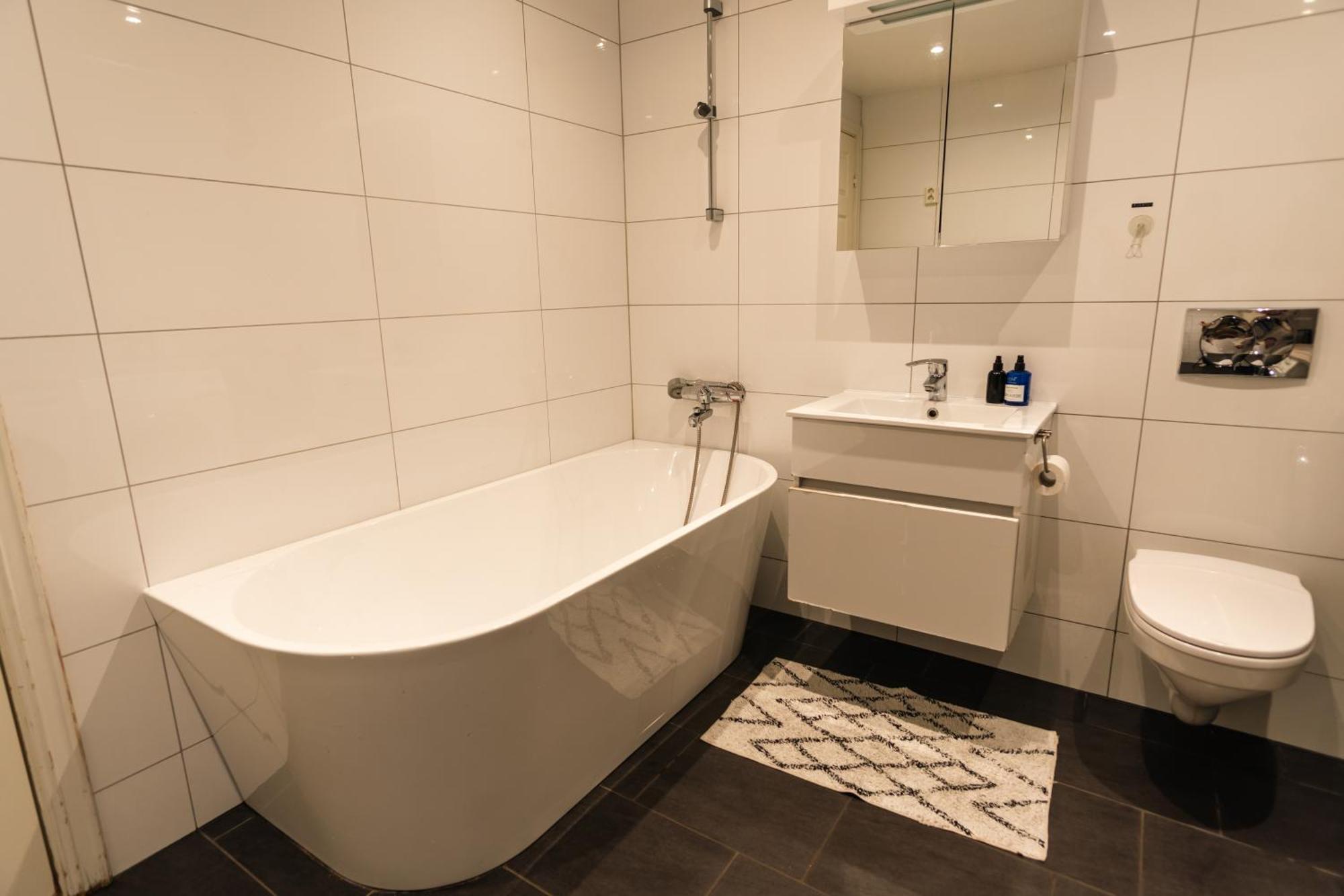 Explore Villa Tromsø